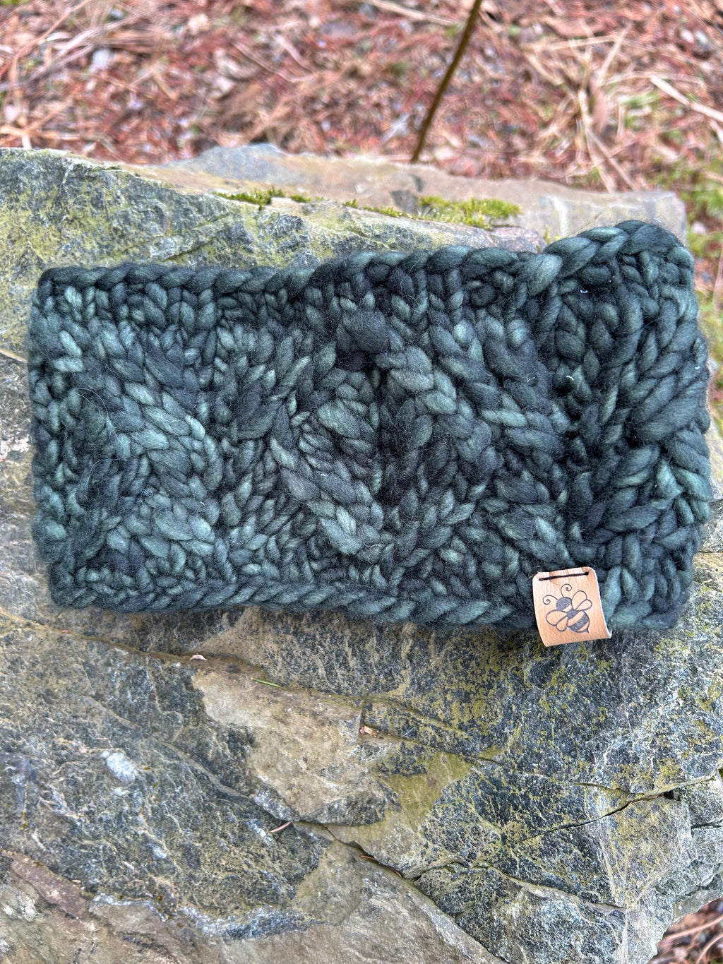 Adult size headband, Handknit, forest green colour, Winterwear, messy bun, wool, winter accessory