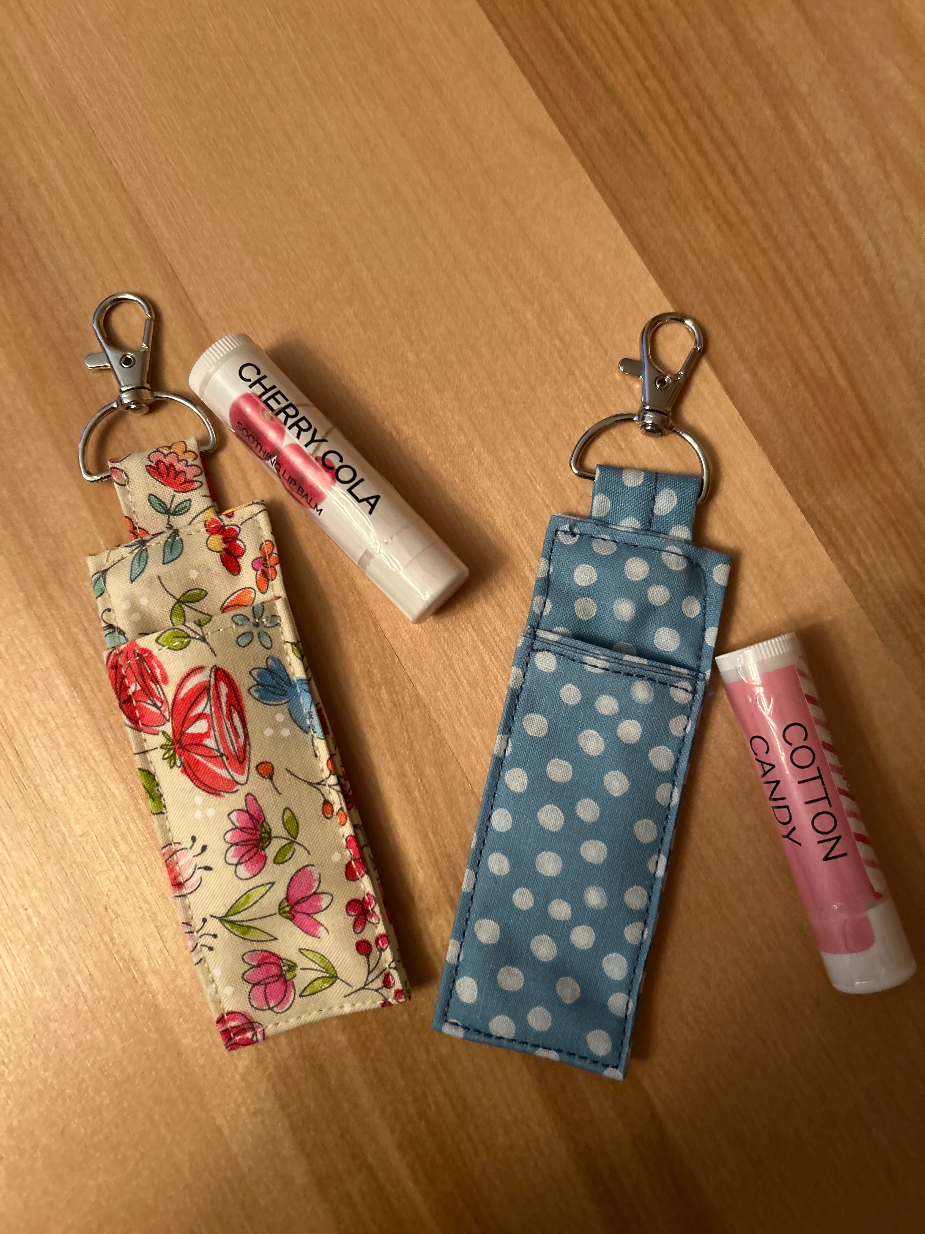 Cotton lip balm holder