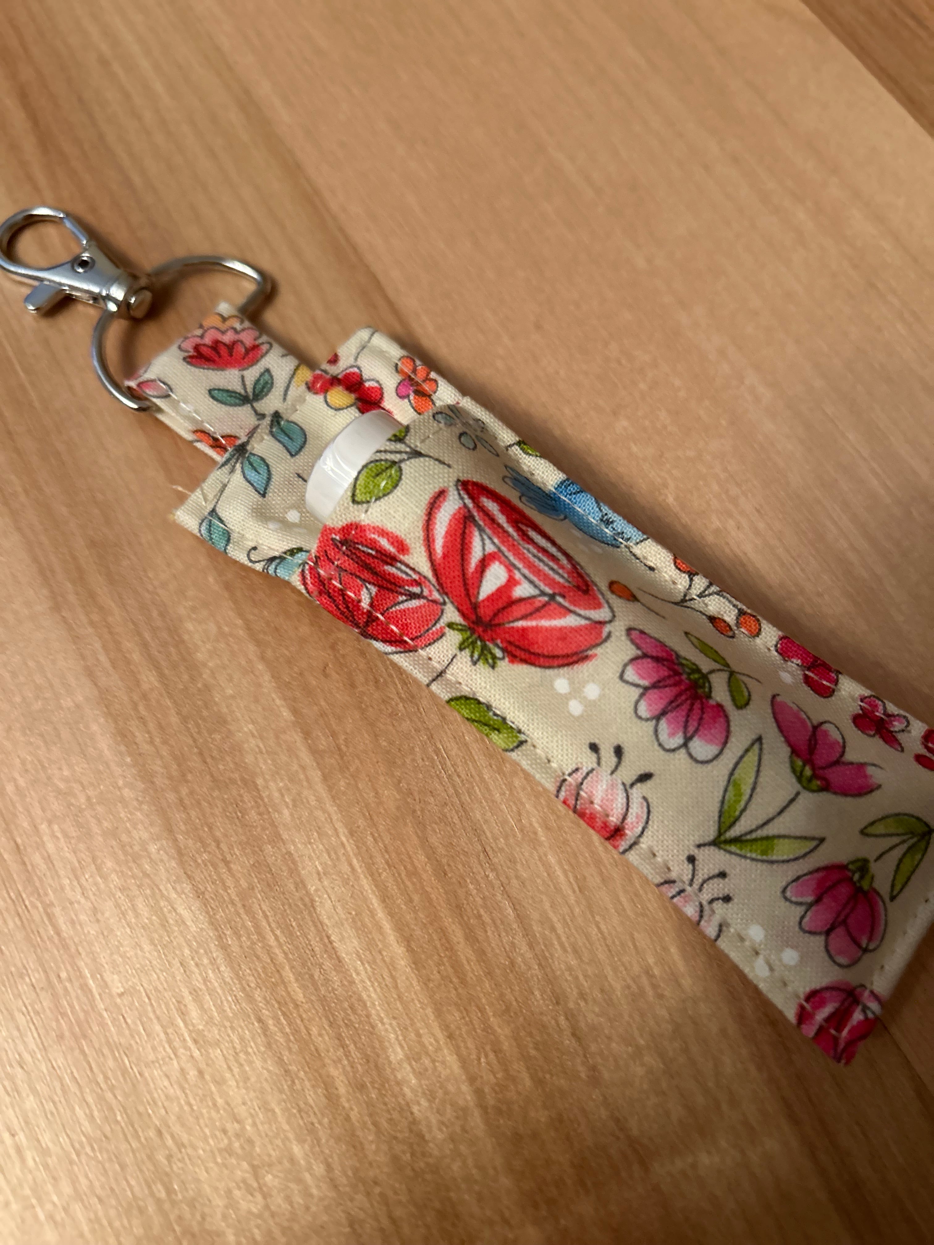 Cotton lip balm holder