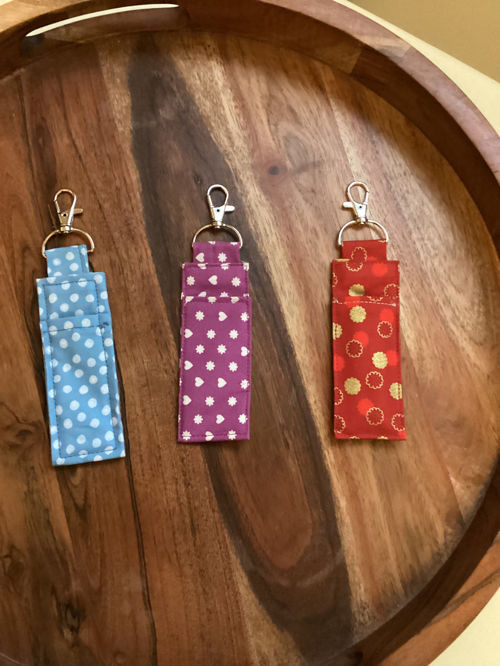 Cotton lip balm holder