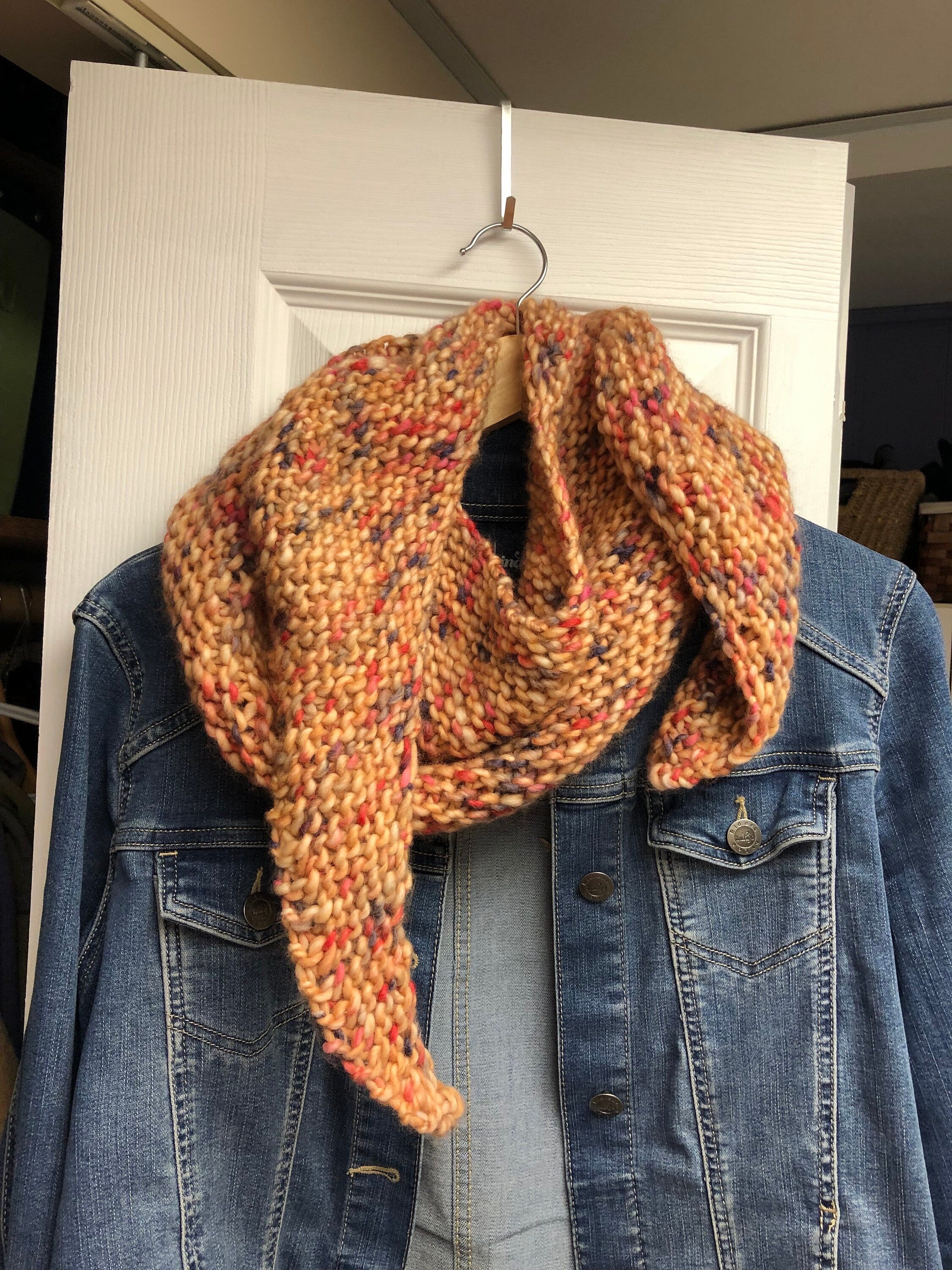 Handmade wool shawl, Handknit, 100% luxury wool, unisex scarf, fluffy and warm
