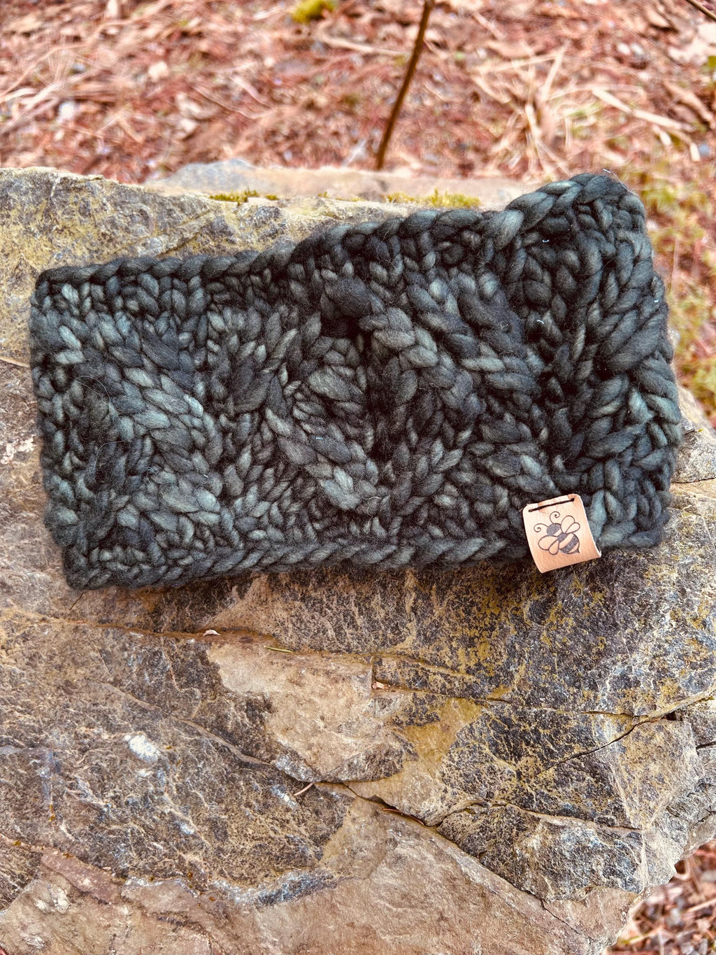 Adult size headband, Handknit, forest green colour, Winterwear, messy bun, wool, winter accessory