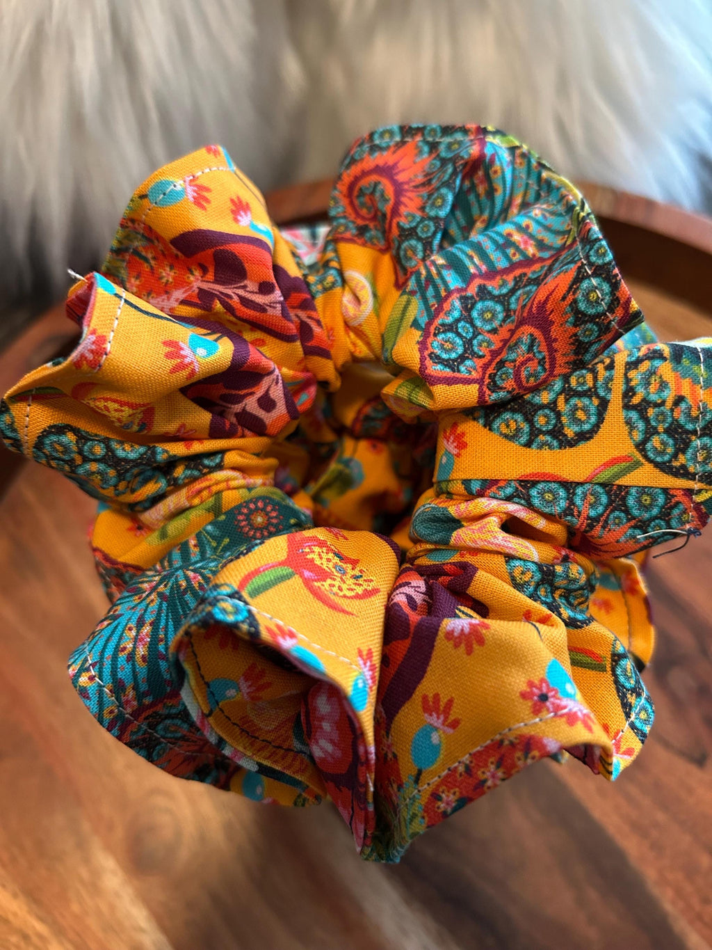 Hair ties, ponytail scrunchies, gift ideas